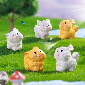 Set of 5 miniature resin running dog figurines for moss micro landscape DIY decoration