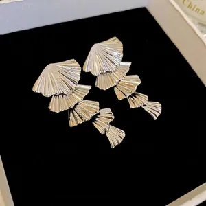 Chic Layered Fan Shaped Metallic Tassel Dangle Earrings With Silver Earring Post Minimalist Statement Jewelry For Women