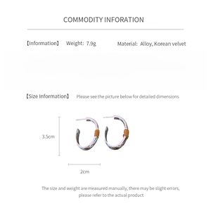 Detailed chart showing matte oval earrings size 3.5cm by 2cm made of alloy and velvet