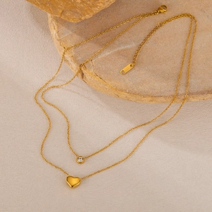 Double-layer gold stainless steel necklace with heart pendant and sparkling rhinestone