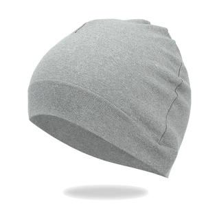 Outdoor sports knitted beanie in heather grey for running and skiing activities