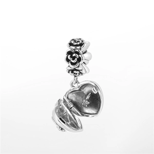 Colgante relicario de corazón en plata S925 con rosas para pulseras de pareja