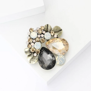 Vintage gold flower brooch with champagne and black rhinestones for women's suits