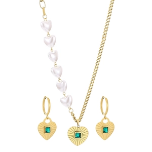French vintage necklace and earrings set with green zircon heart pendant and pearls
