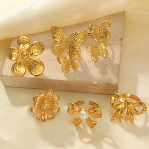 Vintage 18k gold plated stainless steel butterfly and flower ring set for women