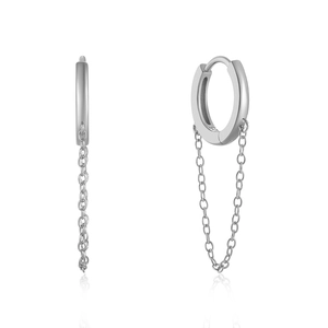 Detailed view of S925 sterling silver chain tassel hoop earrings with mirror reflection