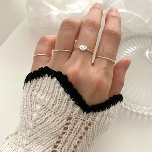 Minimalist 925 sterling silver ring set featuring a 3D bear motif and thin bands for women
