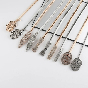 Elegant gold and silver metal spring belts with floral and leaf buckle designs for women