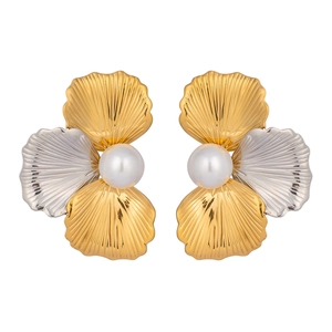 Elegant gold and silver two-tone stainless steel shell earrings with pearls in a retro style