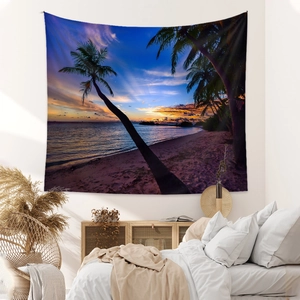 Détail de la tapisserie murale coucher de soleil tropical et palmiers dans une chambre