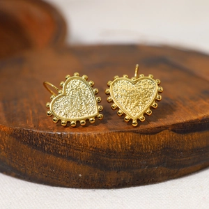 Heart Drop Earrings 18K Gold Plated Stainless Steel Hammered Texture Bead Edge Retro Style Jewelry For Women