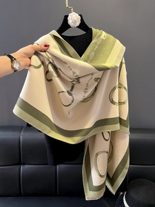 Elegant khaki cashmere-like scarf with green horsebit chain pattern and fringe detail