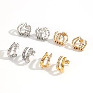 Set of gold and silver five-claw stainless steel earrings with sparkling crystals