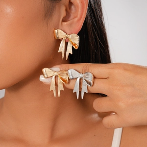 Bow Stud Earrings Metallic Alloy Jewelry With Silver Earring Post Elegant Fashion For Women