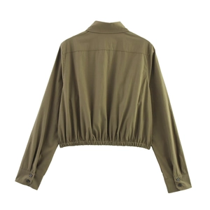 Olive green cropped shirt with elastic waist and long sleeves in high quality woven fabric