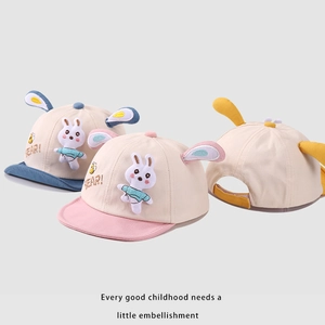 Drei süße Baby-Baseballmützen mit Hasenohren und weicher Krempe in Blau Rosa Gelb