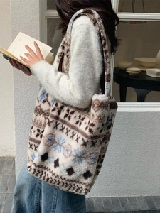 Winter plush tote bag with snowflake pattern for commuting and campus students