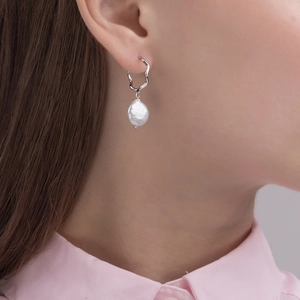Elegant S925 sterling silver C-shaped hoop earrings featuring baroque pearls for women