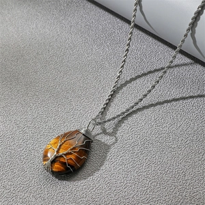 Collana con ciondolo albero della vita in occhio di tigre e catena a corda argento