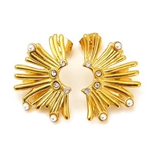Golden fan-shaped pearl earrings with rhinestones in an irregular sunburst design