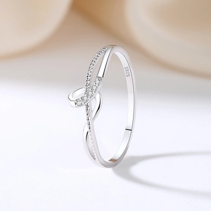 Minimalist S925 sterling silver interlaced ring with micro-pave zircons for women