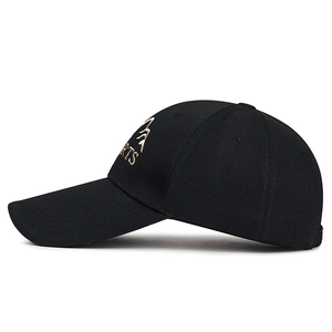 Adjustable black outdoor baseball cap with breathable pineapple fabric and sports embroidery