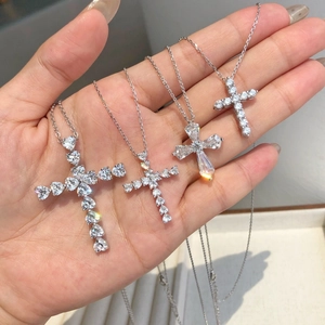 925 Sterling Silver Cross Pendant Necklace With Heart Shaped Cubic Zirconia Dainty Clavicle Chain Jewelry For Women
