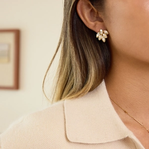 Elegante 18k vergoldete Edelstahl Ohrstecker Blatt mit Marquise Schliff Kristallen