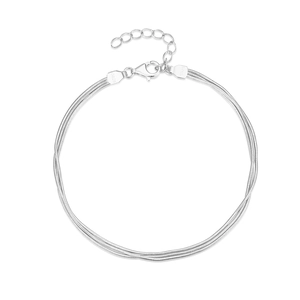 Detail shot of 925 sterling silver triple layer snake chain with lobster clasp and S925 stamp