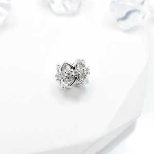 Squisita perla di loto in argento micro-incastonata con zircone lucido per gioielli DIY