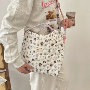Sac bandoulière matelassé avec imprimés de dessins animés et poignées tissées bicolores