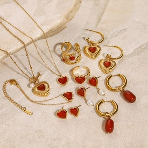 18k gold plated stainless steel jewelry set with red agate hearts and pearls