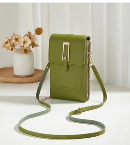 Borsa porta cellulare verde in pelle PU con fibbia in metallo e tracolla sottile lunga