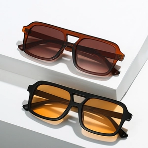 Retro square frame sunglasses with double bridge design in amber and black colors