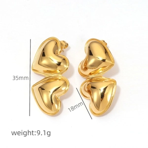 Golden double heart drop earrings in 18k gold plated stainless steel with dimensions