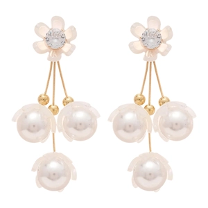 Boucles d'oreilles fleurs dorées avec zircons et pampilles à trois perles élégantes
