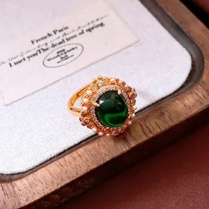 24k gold-plated oval green gem ring with white pearls in vintage French palace style