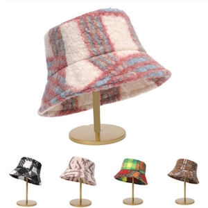 Vintage Plaid Bucket Hat Women Winter Warm Faux Lamb Wool Plush Wide Brim Thickened Cloche Hat