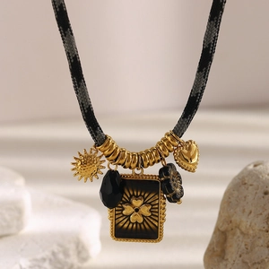 Retro 18K gold-plated necklace with woven rope, floral and clover rectangle pendants