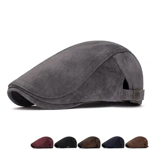 Men's retro wool felt flat cap in dark grey with adjustable metal side buckle