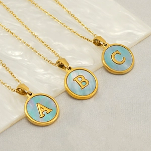 Alphabet Initial Anhänger Halskette Gold Vergoldet Edelstahl Blau Perlmutt Muschel Eleganter Modeschmuck Für Damen