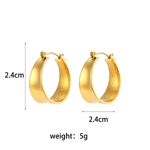 Stylish gold geometric hoop earrings with polished mirror finish and 2.4cm diameter