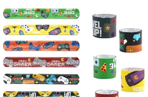 Bracelets à clipser gamer plats et enroulés avec motifs pixels et couleurs vives