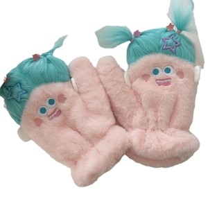 Moufles roses en peluche avec cheveux bleus synthétiques et barrettes étoiles colorées