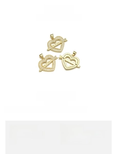 Detail of 18K gold-plated MAMA heart pendant with micro-inlaid stones and dimensions