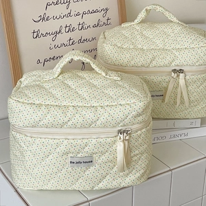 Quilted Cotton Cosmetic Bag Large Capacity Polka Dot Travel Makeup Pouch Portable Toiletry Organizer Cute Aesthetic