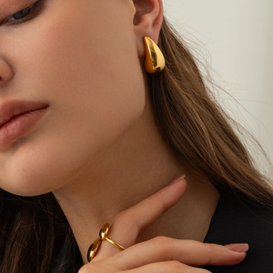 Fashionable 18K gold plated teardrop earrings and minimalist ring set for women