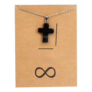 Collier pendentif croix en pierre naturelle noire avec chaîne en acier inoxydable