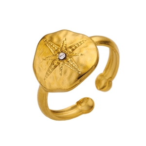 Gold-plated adjustable ring featuring starfish relief and zircon stone on hammered texture