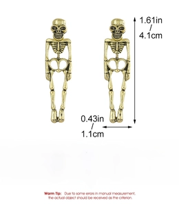 Detailed size chart for vintage skull head earrings in antique gold alloy finish